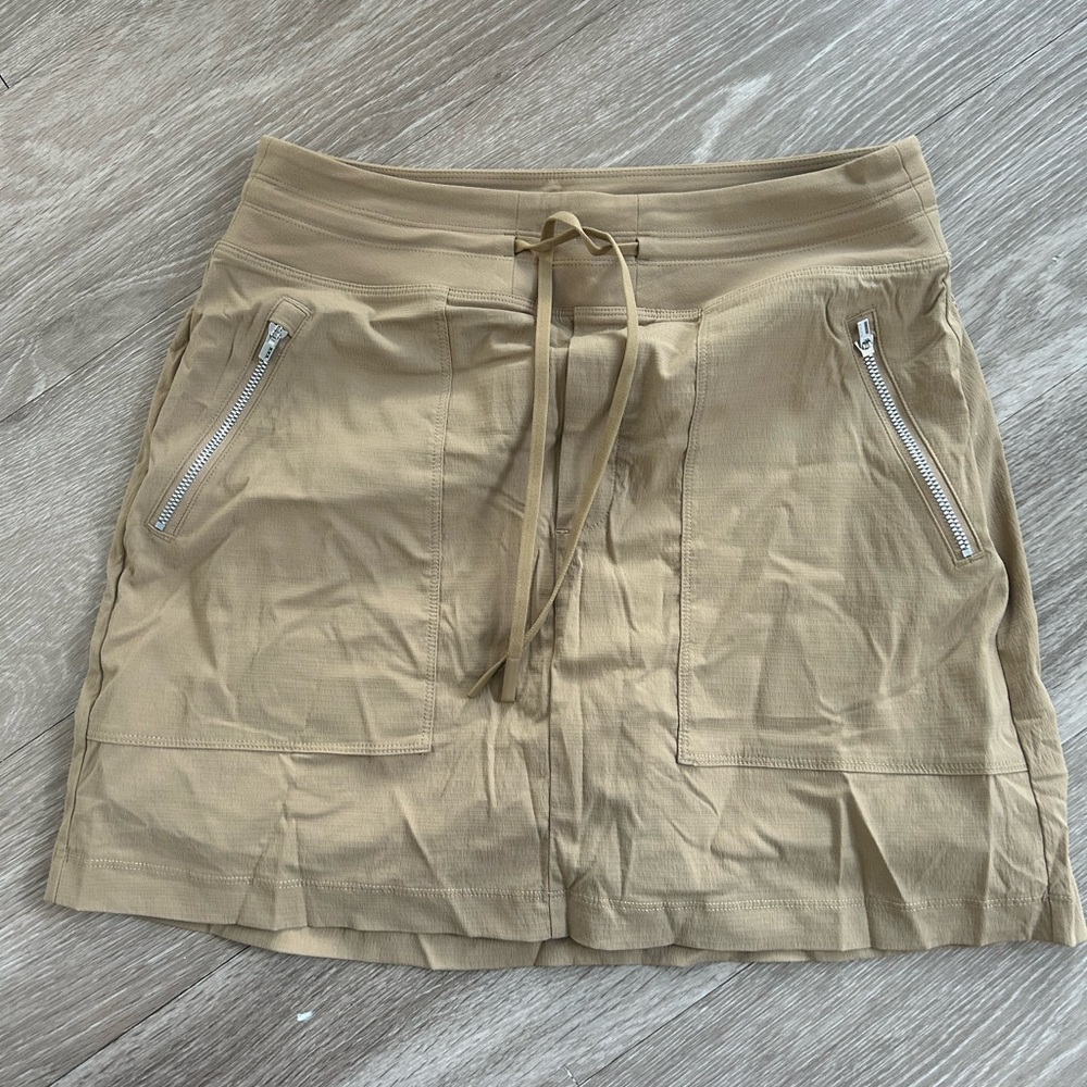 Athleta Tan Skort